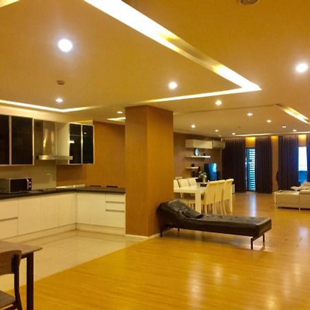 Icheck Inn Skyy Sukhumvit 1 Bangkok Luaran gambar