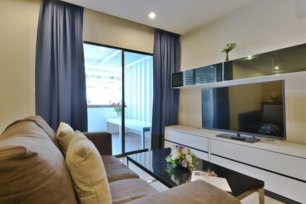 Icheck Inn Skyy Sukhumvit 1 Bangkok Luaran gambar